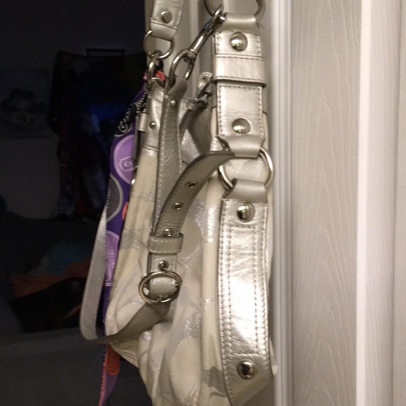 Coach Zoe hobo bag - Picture 5 of 7